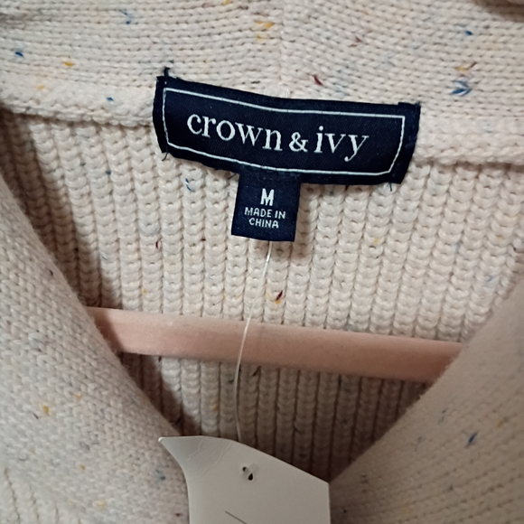 Crown & Ivy Speckled Cream Cardigan with Pockets - Picture 2 of 7
